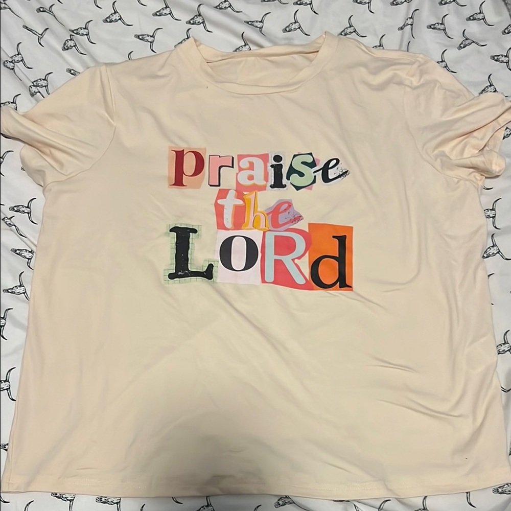 SHEIN Cream Graphic Tee - Praise the Lord
